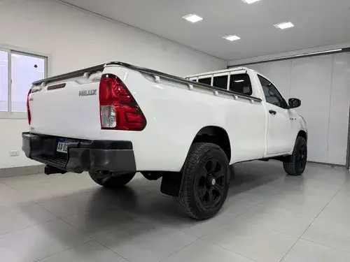 Toyota Hilux Pick-Up 2.4 Cs Dx 150cv 4x2 2016