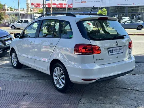 Volkswagen Suran 1.6 Comfortline 101cv 2015