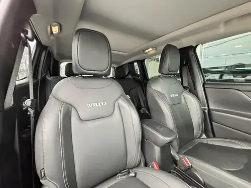 Jeep Renegade 1.3T Willys At9 4X4 2025
