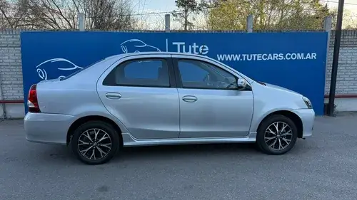 Toyota Etios 1.5 Xls At 2021