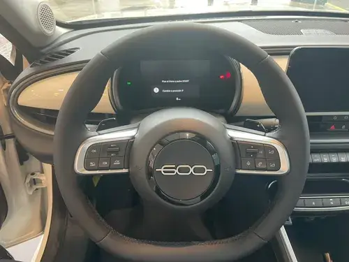 Fiat 600 hybrid 1.2 E-Dct 2026