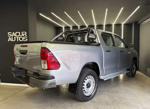 Toyota Hilux L/16 2.4 DC 4X2 TDI DX 2017