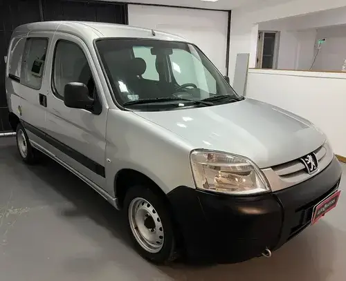 Peugeot Partner 1.6 Hdi Confort 5as 2020