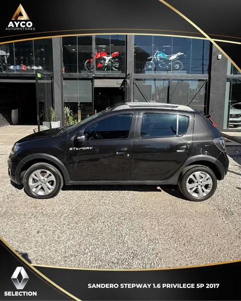 Renault SANDERO STEPWAY 1.6 PRIVILEGE 2017