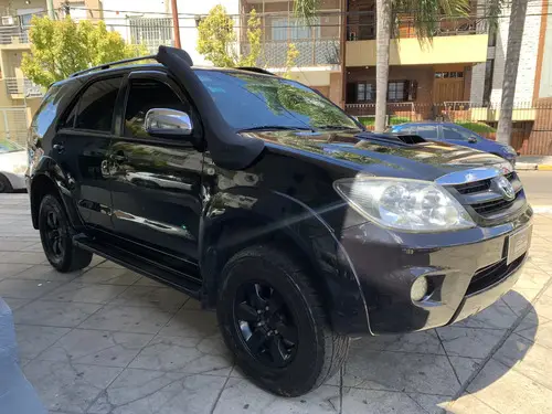 Toyota Hilux SW4 3.0 Srv Cuero At 4X4 2006