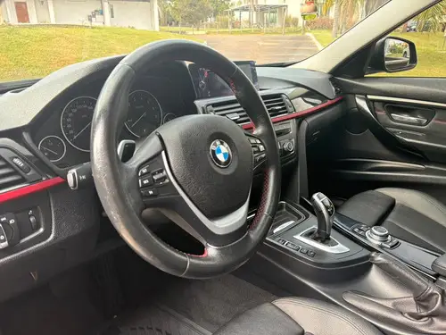 BMW Serie 3 2.0 328i Sedán Sport 245cv 2014