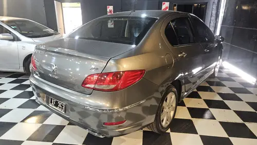 Peugeot 408 2.0 Allure Plus 143cv 2012