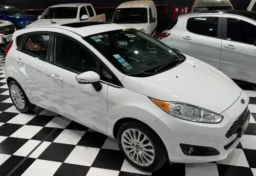 Ford Fiesta Kinetic 1.6 Titanium Powershift 120cv 2017