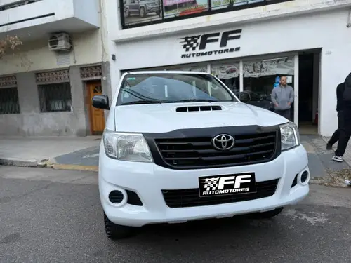 Toyota Hilux Pick-Up 2.5 Cd Dx Pack 120cv 4x4 2014