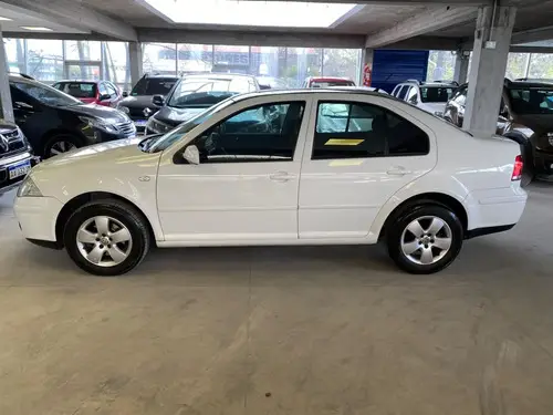 Volkswagen Bora 2.0 Trendline 115cv Tiptronic 2011