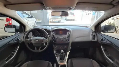 Ford Focus III 1.6 Sedan S 2017