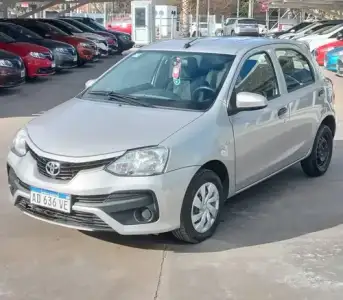 Toyota Etios 1.5 5p X 6mt L18 2019