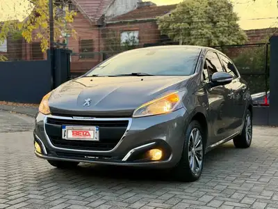 Peugeot 208 1.6 FELINE L16 2017