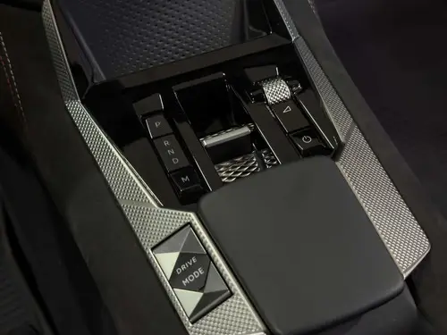 DS4 1.6 Performance Line 215 At8 2023