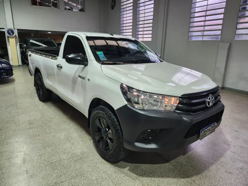 Toyota Hilux Dx Cab Simple 4x4 2016