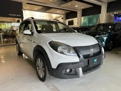 Renault Sandero Stepway Privilege Nav 1.6 2014