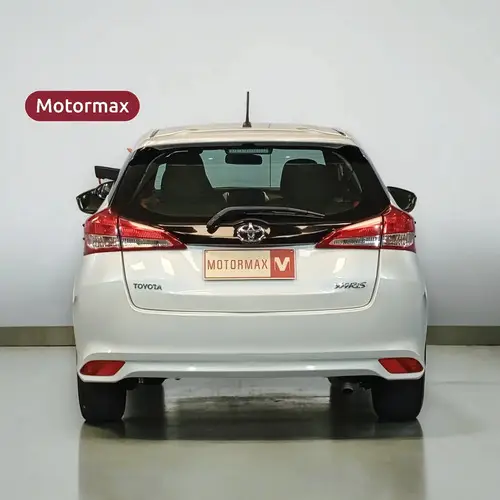 Toyota Yaris 5 puertas 1.5 Xs L/22 2024