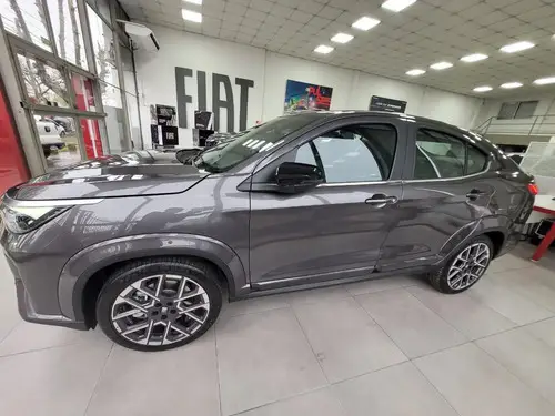 Fiat FASTBACK 1.3 T270 At6 2025