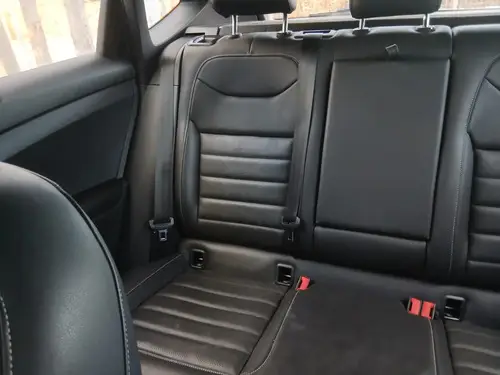 Volkswagen Taos HIGHLINE 250 TSI AT 2024