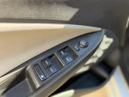 Chevrolet Onix plus 1.0 Turbo Premier At 2023