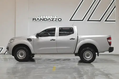 Renault Alaskan 2.3 Dci 160 Confort 4X2 Mt 2025