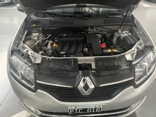 Renault Logan 1.6 Privilege 105cv 2015