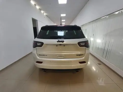 Jeep Compass 2.0 Gme Blackhawk 4X4 At9 2026