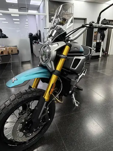 700 clx adv On-Off 2026