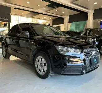 Audi A1 1.2 Turbo Atracttion 2014