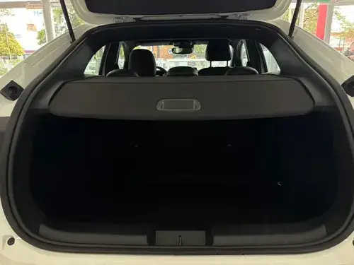 Fiat FASTBACK 1.3 T270 At6 2026