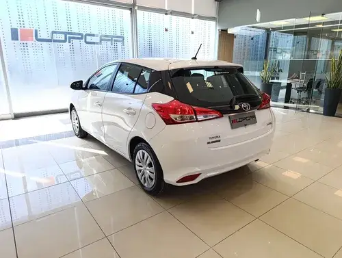Toyota Yaris 1.5 107Cv Xs Cvt 2026