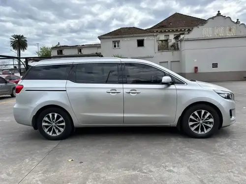 Kia Carnival 2.2 Crdi Ex Premium Avn 2017