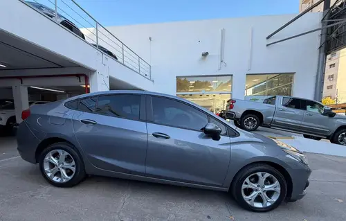 Chevrolet Cruze II 1.4 Sedan Lt 2021