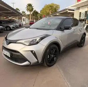 Toyota CH-R 1.8 Hybrid 2022