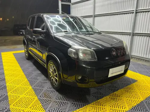 Fiat Uno 1.4 Sporting 2013