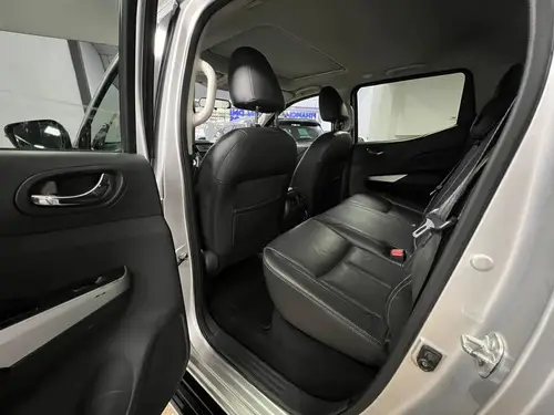 Nissan Frontier 2.3 Le Cd 4x4 At 2021