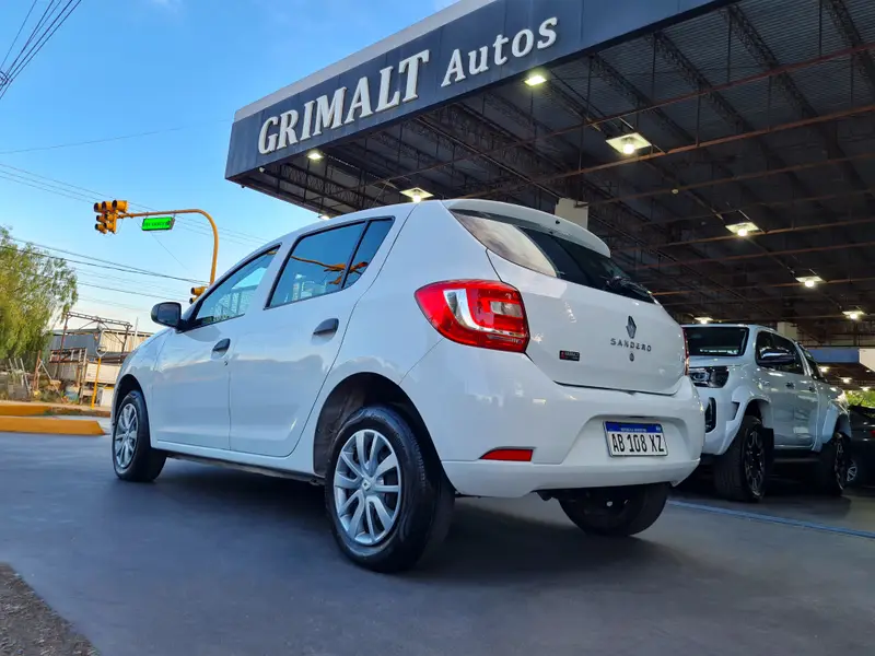 Renault Sandero Authentique 2017