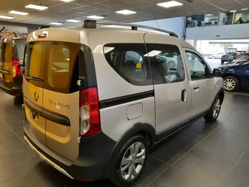 Renault Kangoo Ii 1.6 Sce Stepway 2026