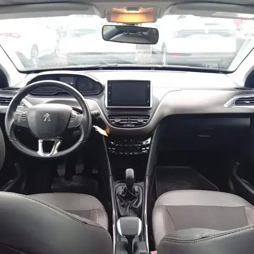Peugeot 2008 1.6 Feline 2021