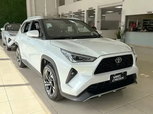 Toyota Yaris Cross 1.5 Hev Seg Cvt 2026