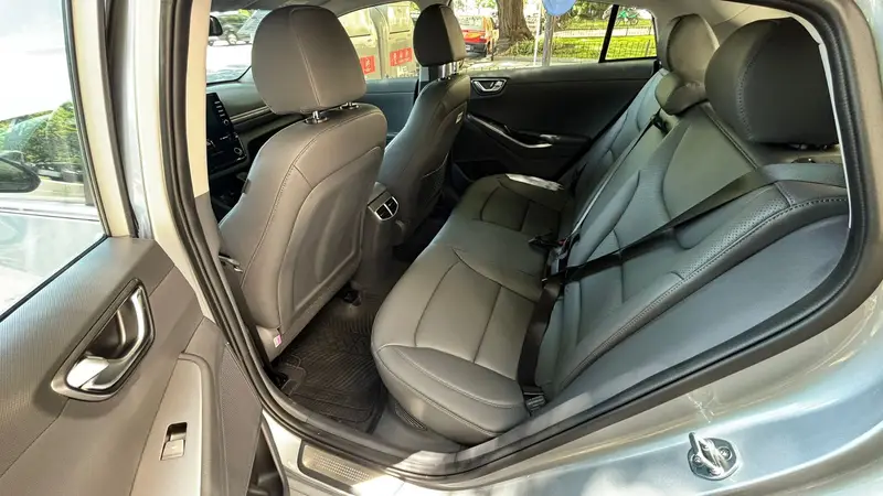 Hyundai Ioniq Hybrid 1.6 2025
