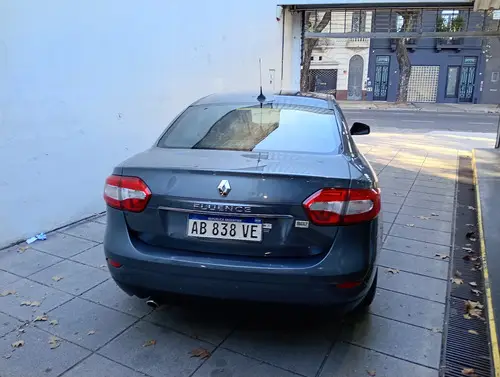 Renault Fluence 2.0 Ph2 Luxe Pack 143cv Cuero 2017
