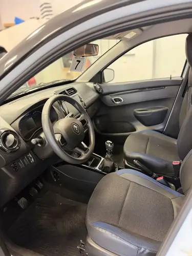 Renault Kwid 1.0 Sce 66Cv Iconic Bitono 2025
