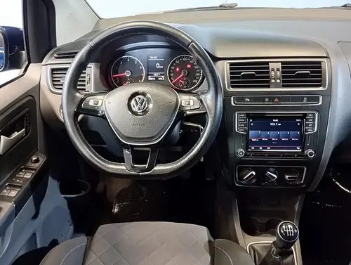 Volkswagen Suran 1.6 Highline L/15 2019