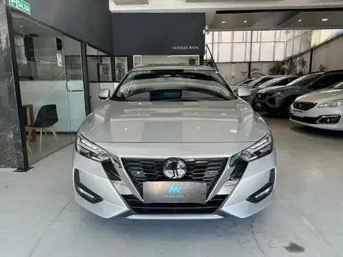 Nissan Sentra Advance 1.8 CVT 2022
