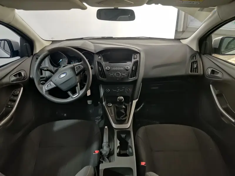 Ford Focus 1.6 MT S 4P 2016