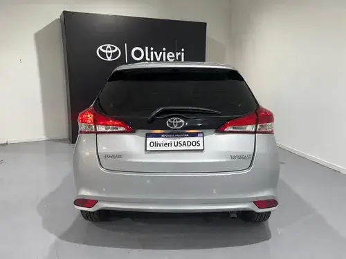 Toyota Yaris 1.5 107cv Xs 2024