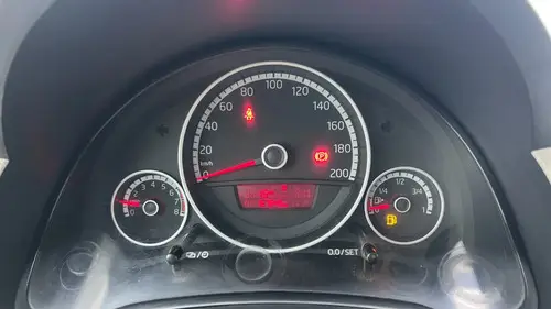 Volkswagen Up! 1.0 Move Up! 75cv 5 p 2015