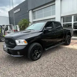 RAM 1500 5.7 Laramie Nigth Edition 2024