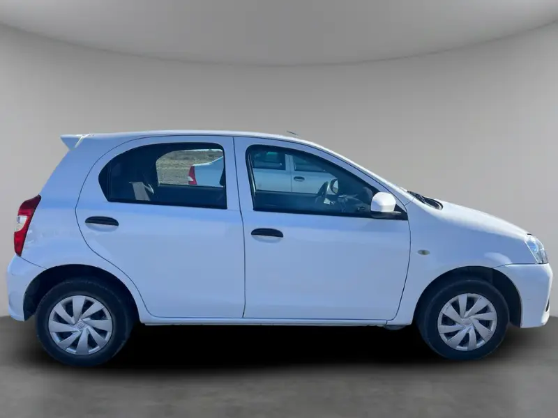 Toyota Etios X 1.5 6M/T 5P 2023